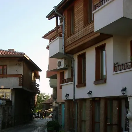Guest house House Dimitrovi 3*
